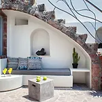 Appartement Sweet Nectar At With Heated Jacuzzi Pýrgos