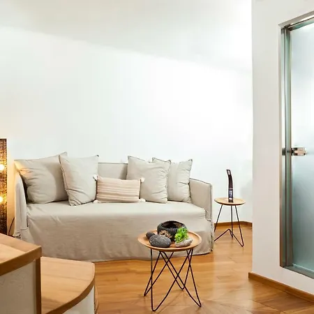 Sweet Nectar With Hot Tub Apartment Pyrgos Kallistis