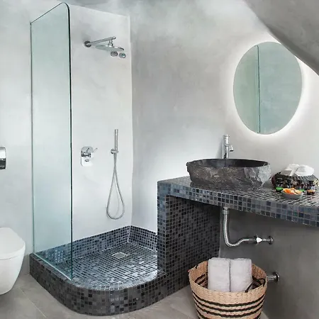 Sweet Nectar With Hot Tub Pýrgos